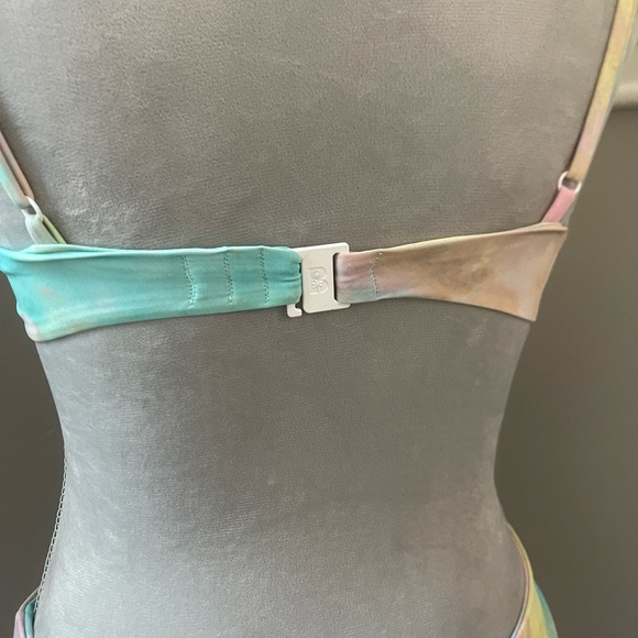 Blackbough Marshmallow Bikini Set - Picture 5 of 9